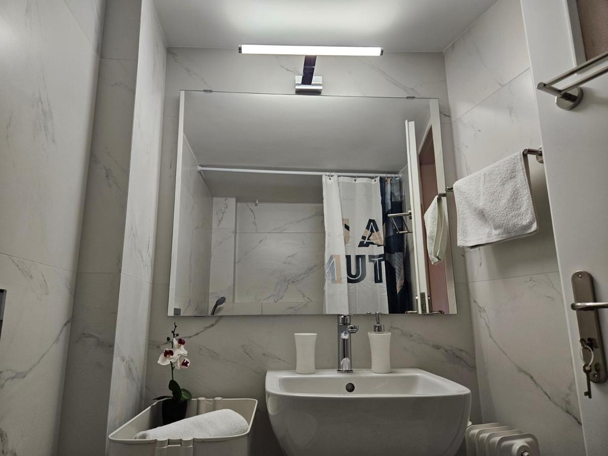 F23 Appartement Athene Buitenkant foto
